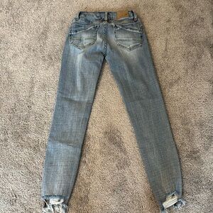 BKE size 23 slim fit low rise ankle skinny jeans